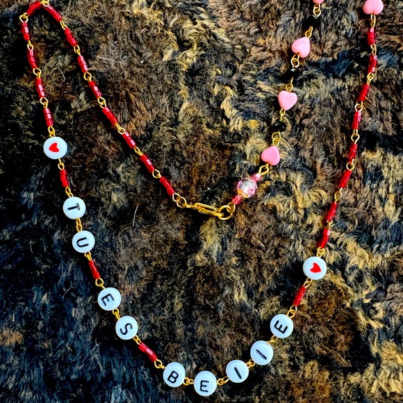Charming Red and Gold Beaded Necklace - Picture 1 of 5